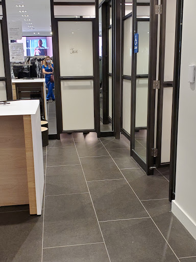 Sportswear Store «lululemon», reviews and photos, 21 W Jefferson Ave, Naperville, IL 60540, USA