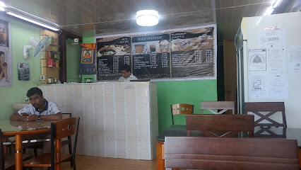 Everest Coffee House - CHVG+M4J, Díli, Timor-Leste