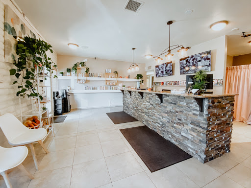 Tanning Salon «BramaSole Tanning & Boutique», reviews and photos, 1228 Willow Creek Rd # 3, Prescott, AZ 86301, USA