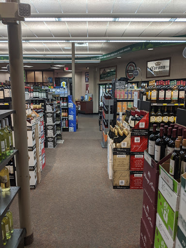Liquor Store «Edina Liquor - Grandview», reviews and photos, 5013 Vernon Ave S, Edina, MN 55436, USA