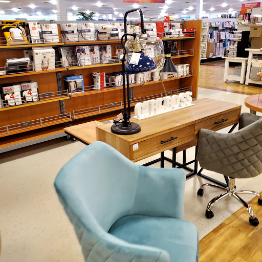 Department Store «T.J. Maxx & HomeGoods», reviews and photos, 196 Alps Rd #8, Athens, GA 30606, USA