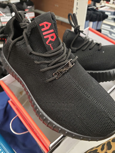 Discount Store «Bargain Hunt», reviews and photos, 924 N Mulberry St #110, Elizabethtown, KY 42701, USA