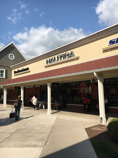 Shopping Mall «Clinton Crossing Premium Outlets», reviews and photos, 20 Killingworth Turnpike, Clinton, CT 06413, USA