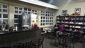 Cafe Literario Juvencio Valle