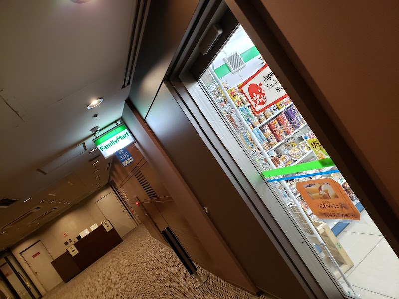 ファミリーマート 札幌センチュリーロイヤルホテル店