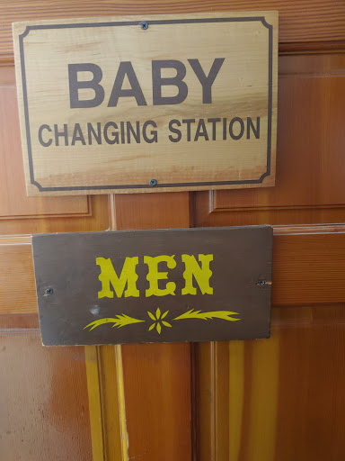 American Restaurant «Cracker Barrel Old Country Store», reviews and photos, 9214 Park W Blvd, Knoxville, TN 37923, USA