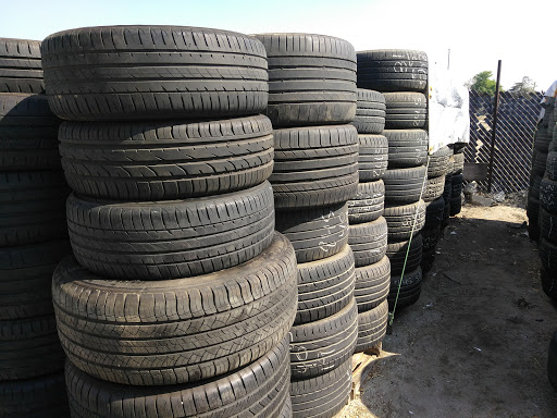 Ameca Tires