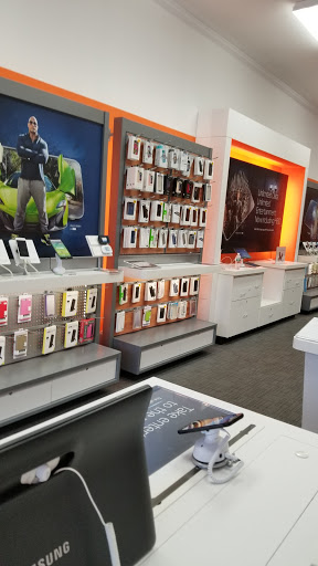 Cell Phone Store «AT&T Authorized Retailer», reviews and photos, 108 School St, Glen Cove, NY 11542, USA