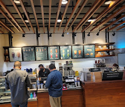 Starbucks Plaza Río photo