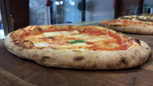 Pizzeria Ricomincio Da Tre di Padula Luigi in Latina, Provincia di Latina