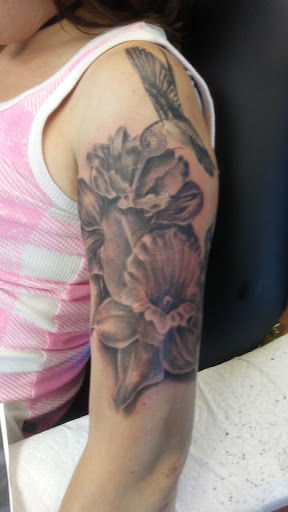 Tattoo Shop «mystic ink tattoos», reviews and photos, 715 N Ewing St, Seymour, IN 47274, USA