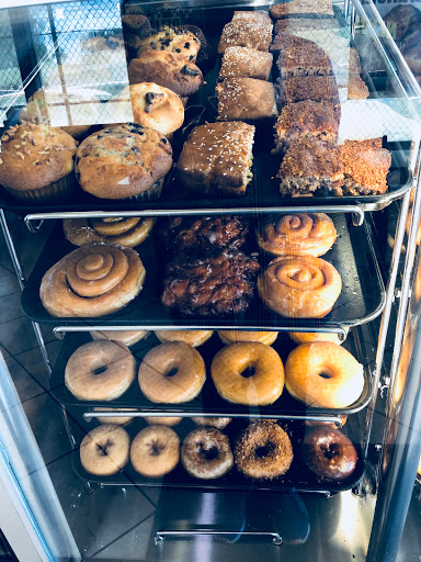 Donut Shop «Yum Yum Donuts», reviews and photos, 8139 W Manchester Ave, Playa Del Rey, CA 90293, USA