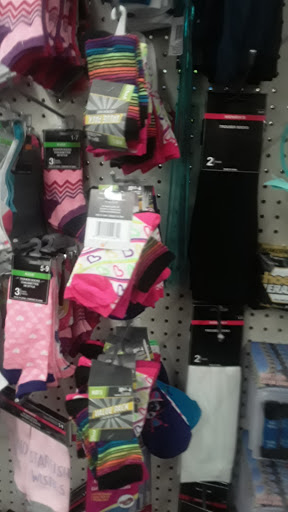 Dollar Store «Dollar Tree», reviews and photos, 312 Walnut St, Redwood City, CA 94063, USA