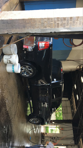 Car Wash «Wise Wash - Hand Car Wash and Detail Center», reviews and photos, 1811 W Wise Rd, Schaumburg, IL 60193, USA