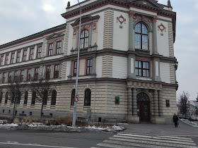Gymnázium, Kroměříž, Masarykovo Náměstí 496