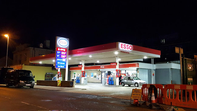 Comments and reviews of ESSO HEENE ROAD