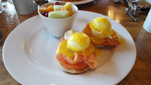 Caterer «La Cuisine Cafe Market & Catering», reviews and photos, 750 E Main St, Branford, CT 06405, USA