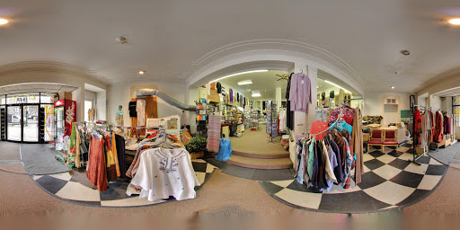 Book Store «Hilal Books & Imports», reviews and photos, 6541 Woodward Ave, Detroit, MI 48202, USA