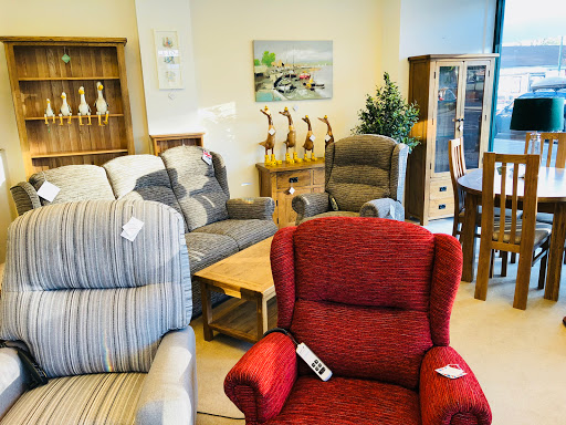 Dennetts Furniture, Chairs and Recliners