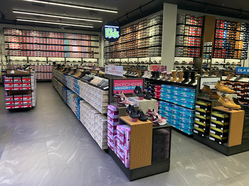 SKECHERS Outlet Store