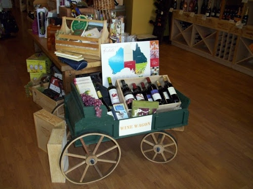 Wine Store «Vino 100 White Plains», reviews and photos, 171 Mamaroneck Ave, White Plains, NY 10601, USA