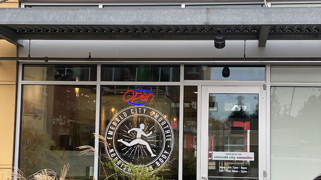 Emerald City Smoothie 98444