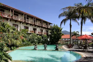 Novus Giri Puncak Resort & Spa image
