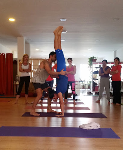 Yoga y más - C. Párroco Hernández Benítez, 39, 35488 San Isidro, Las Palmas, Spain