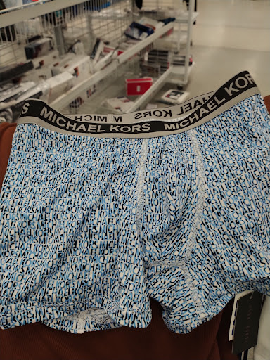 Shopping Mall «Southroads Shopping Center», reviews and photos, 5211 E 41st St, Tulsa, OK 74135, USA