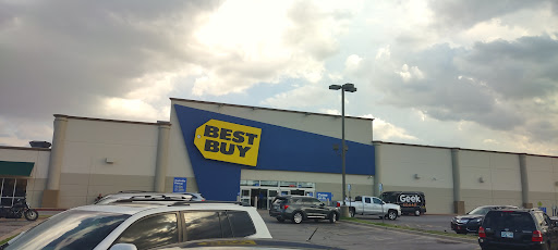 Electronics Store «Best Buy», reviews and photos, 5801 N May Ave, Oklahoma City, OK 73112, USA