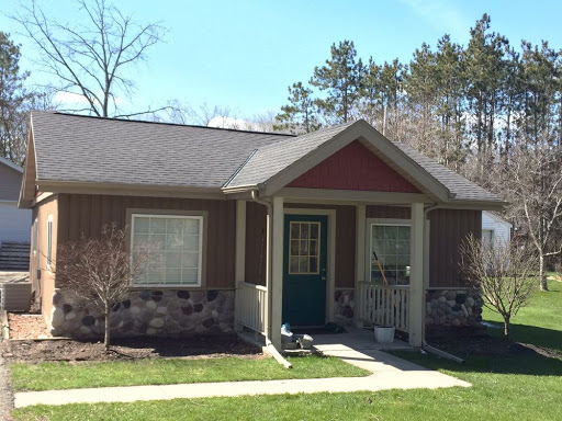 Roofing Contractor «Paramount Roofing and Siding, LLC», reviews and photos, 5531 Femrite Dr, Madison, WI 53718, USA