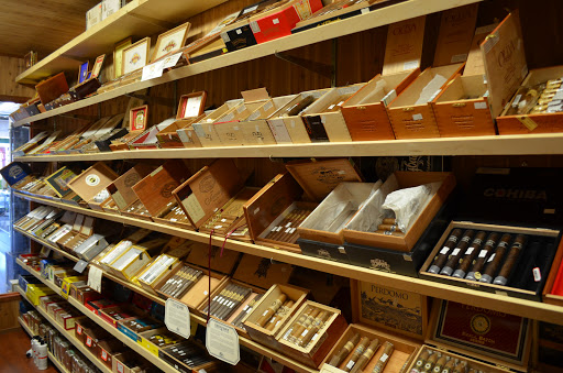 Tobacco Shop «Bob Smoke Shop», reviews and photos, 6165 El Cajon Blvd # M, San Diego, CA 92115, USA