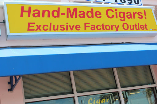Tobacco Shop «The Island Smoke Shop», reviews and photos, 103400 Overseas Hwy, Key Largo, FL 33037, USA