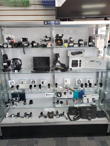 Video Game Store «Disc Replay Flint», reviews and photos, 3192 Linden Rd, Flint, MI 48507, USA