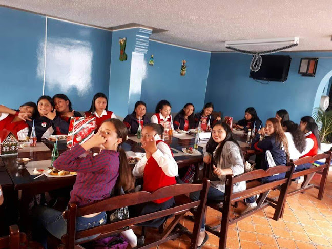 Opiniones de Los Pinchos Ok en Otavalo - Restaurante