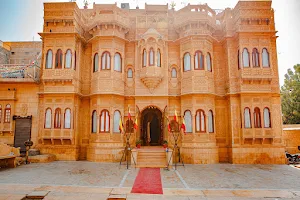 Hotel Lal Garh Fort And Palace image