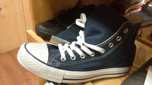Shoe Store «Shiekh Shoes», reviews and photos, 1100 S Mooney Blvd, Visalia, CA 93277, USA