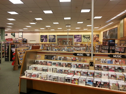 Book Store «Barnes & Noble», reviews and photos, 17111 Haggerty Rd, Northville, MI 48168, USA