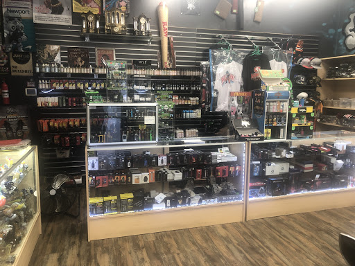 Tobacco Shop «Puff&Pass Smoke Shop», reviews and photos, 14151 Ramona Blvd #2B, Baldwin Park, CA 91706, USA