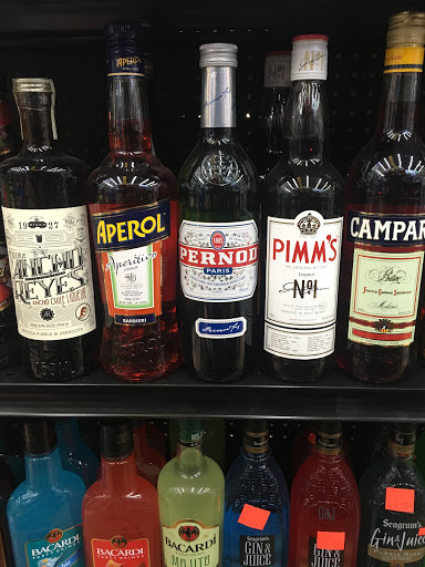 Liquor Store «Royal Liquor», reviews and photos, 808 Center Rd #3, Flint, MI 48506, USA