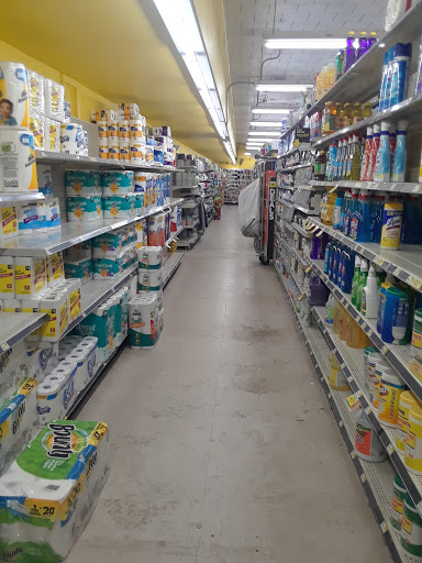 Discount Store «Dollar General», reviews and photos, 410 S Magnolia Ave, Luling, TX 78648, USA