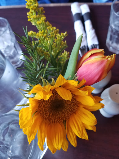 American Restaurant «The Hollow Bar + Kitchen», reviews and photos, 79 N Pearl St, Albany, NY 12207, USA