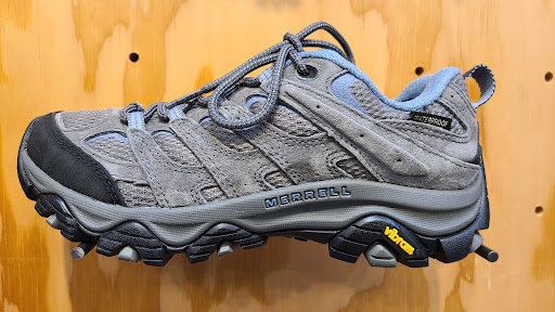 Camping Store «REI», reviews and photos, 2962 El Camino Real, Tustin, CA 92782, USA