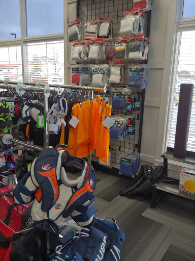 Sporting Goods Store «Play It Again Sports Evansville», reviews and photos, 6219 Vogel Rd #104, Evansville, IN 47715, USA