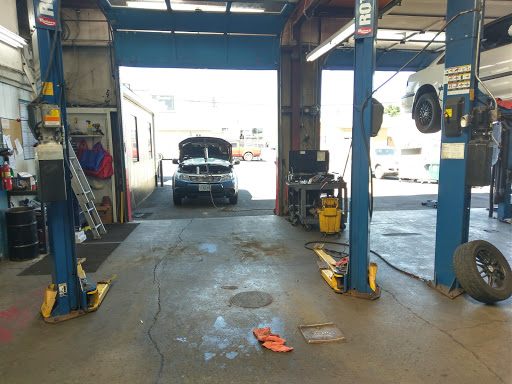 Auto Repair Shop «A-1 Automotive, LLC», reviews and photos, 7812 SE 82nd Ave, Portland, OR 97266, USA