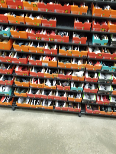 Clothing Store «Nike Factory Store», reviews and photos, 10746 Emerald Coast Pkwy #159, Destin, FL 32550, USA