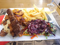 Plats et boissons du Restaurant de döner kebab La Cabane d'OZO à Nanterre - n°6