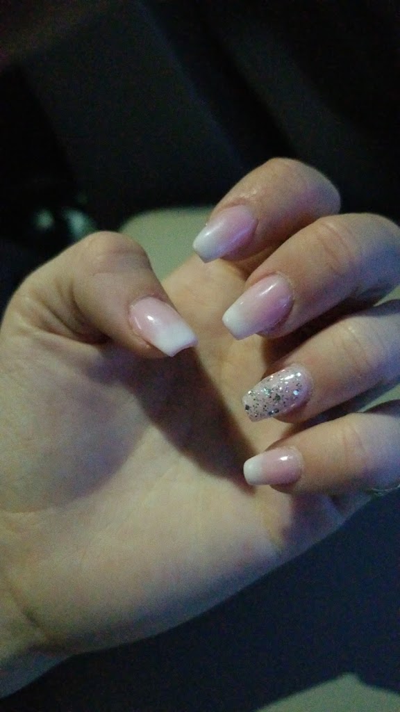 L'amitie Nails & Spa 08822