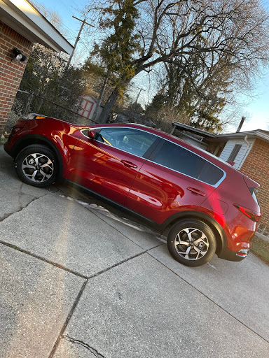 Auto Repair Shop «Summit Place Kia East», reviews and photos, 44900 N Gratiot Ave, Charter Twp of Clinton, MI 48036, USA