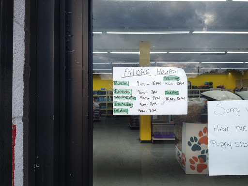 Pet Supply Store «Detroit K9 Pet Supply Fenkell», reviews and photos, 18362 Fenkell Ave, Detroit, MI 48223, USA